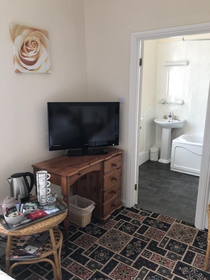 The Downe Arms Bed & Breakfast Castleton (North Yorkshire)