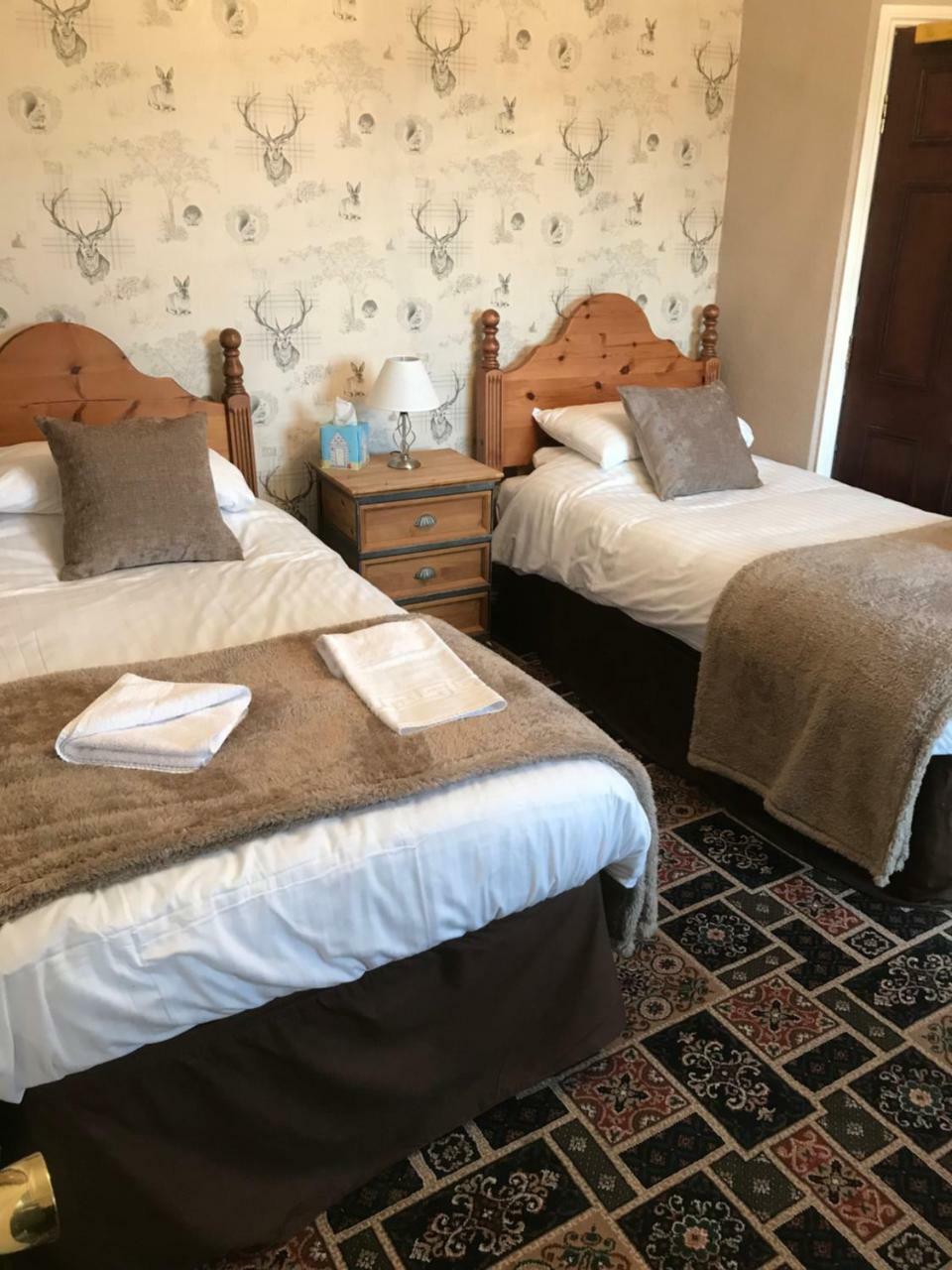 The Downe Arms Bed & Breakfast Castleton (North Yorkshire)